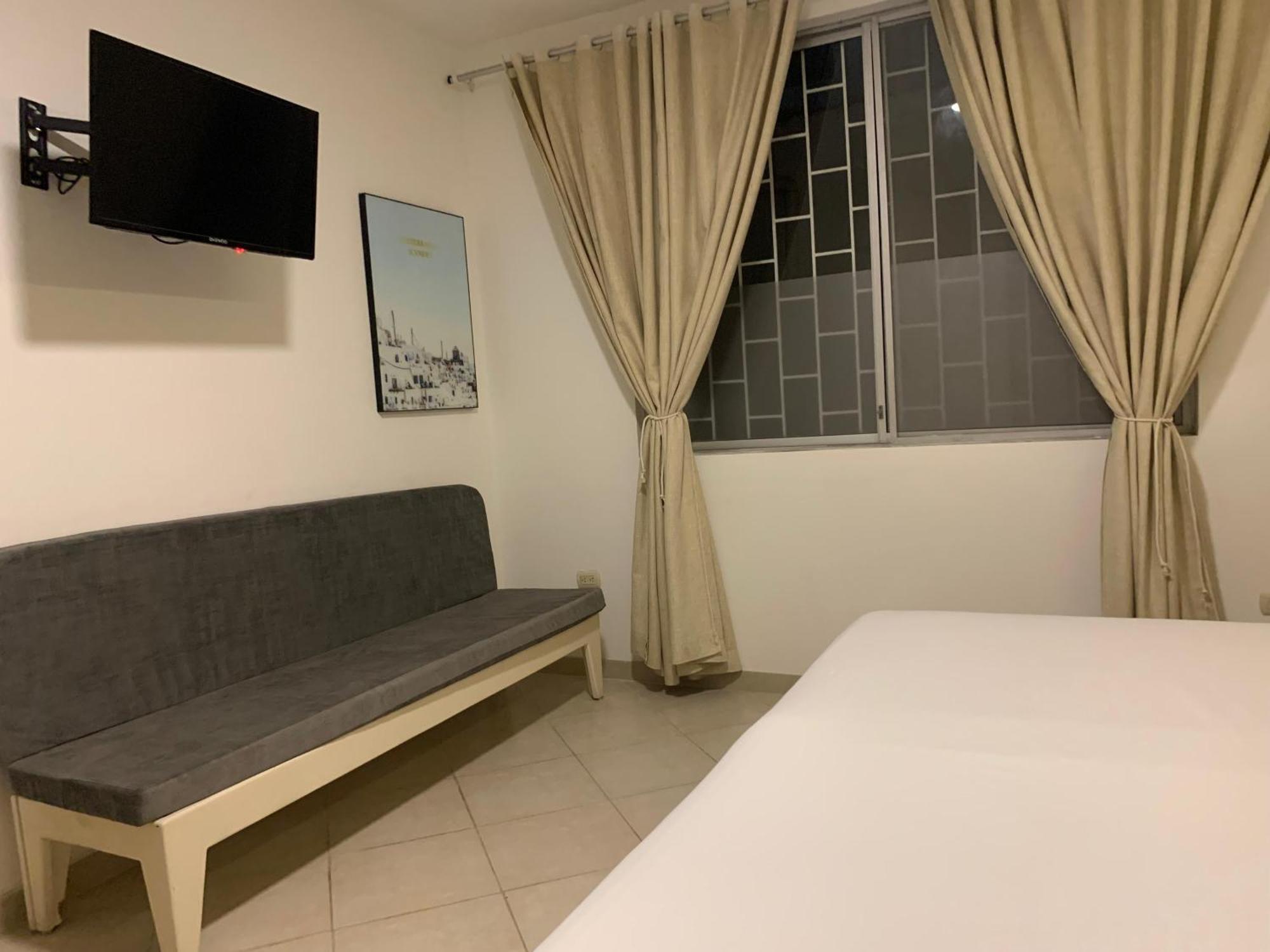 Los Soles Suite Mall Del Sol Guayaquil Airport Exteriör bild